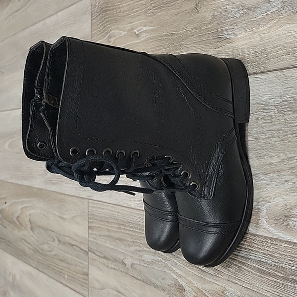Steve Madden Size 6 Black Troopa Leather Boots NIB - Picture 3 of 10